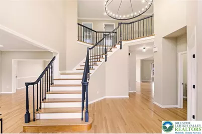 2243 Oakwood Court, Lowhill Twp, PA 18051 - Photo 8