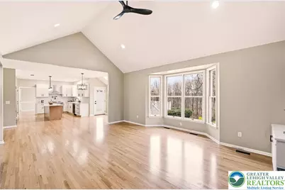 2243 Oakwood Court, Lowhill Twp, PA 18051 - Photo 12