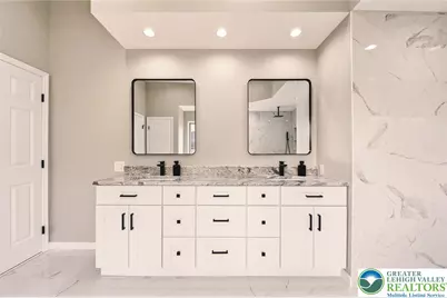 2243 Oakwood Court, Lowhill Twp, PA 18051 - Photo 32