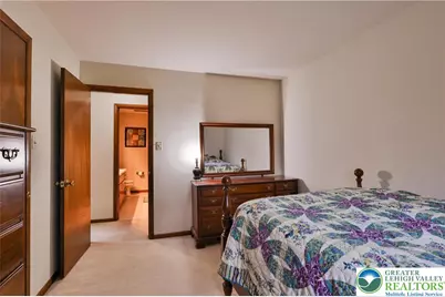 7933 Trails End, Upper Macungie Township, PA 18051 - Photo 18