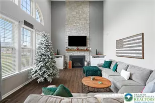 9615 Crescent Ln, Upper Macungie Township, PA 18031 - Photo 12