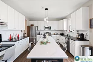 9615 Crescent Ln, Upper Macungie Township, PA 18031 - Photo 18