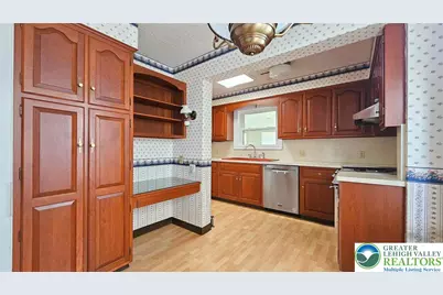 1936 Kemmerer Street, Bethlehem City, PA 18017 - Photo 10