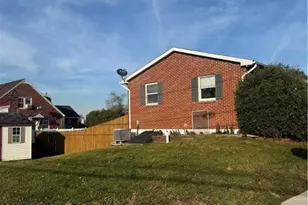 2347 S Law St, Allentown City, PA 18103 - Photo 2