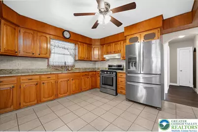 1819 10th Street, Bethlehem Township, PA 18020 - Photo 8