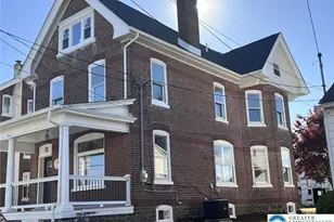 322 E Fairview St, Coopersburg Boro, PA 18036 - Photo 2