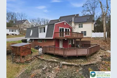 96 Lenape Trail, Upper Mt Bethel Twp, PA 18343 - Photo 2