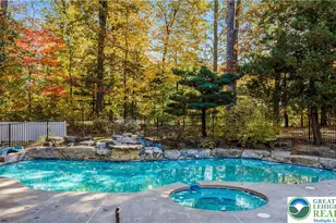 6126 Palomino Dr, Upper Macungie Township, PA 18106 - Photo 2