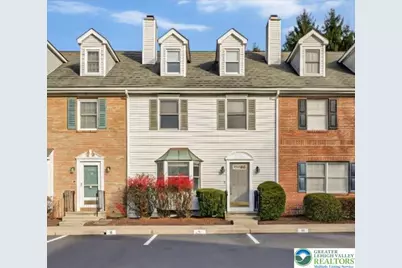 116 Eaglesmere Circle, East Stroudsburg, PA 18301 - Photo 2