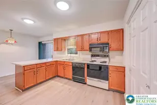 116 Eaglesmere Cir, East Stroudsburg, PA 18301 - Photo 14