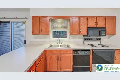 116 Eaglesmere Circle, East Stroudsburg, PA 18301 - Photo 18