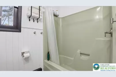 6401 Marvin Gardens, Tobyhanna, PA 18466 - Photo 34