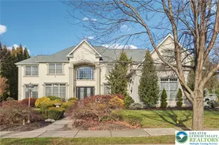 25 Saddle Ln, Easton, PA 18045 - Photo 1