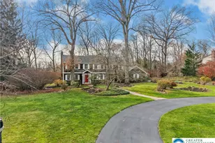 1978 Sunderland Dr, Bethlehem City, PA 18015 - Photo 2