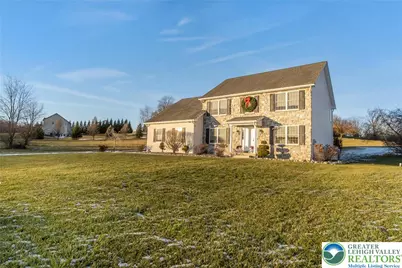 33 Starseed Drive, Washington Twp, PA 18013 - Photo 2
