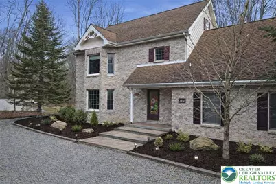 322 Scenic Drive, Tobyhanna Twp, PA 18610 - Photo 4