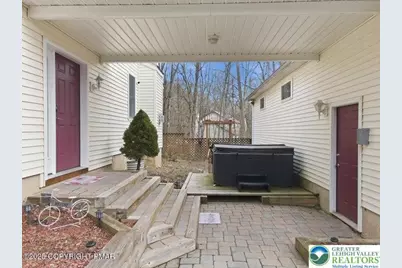 322 Scenic Drive, Tobyhanna Twp, PA 18610 - Photo 14
