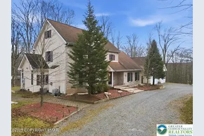 322 Scenic Drive, Tobyhanna Twp, PA 18610 - Photo 2