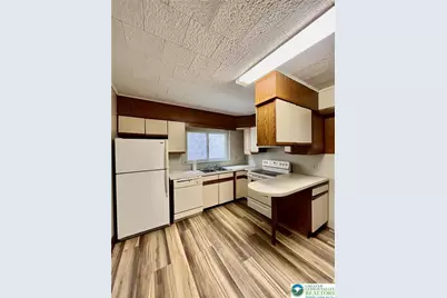 12 Pennsylvania Avenue #8, Pen Argyl Boro, PA 18072 - Photo 4