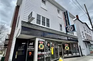 12 Pennsylvania Ave, Pen Argyl Boro, PA 18072 - Photo 1