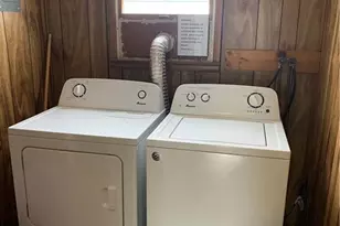 12 Pennsylvania Ave, Pen Argyl Boro, PA 18072 - Photo 8