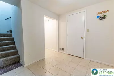 8315 Countryside Lane, Upper Macungie Township, PA 18051 - Photo 4