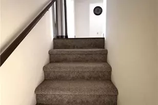 8315 Countryside Ln, Upper Macungie Township, PA 18051 - Photo 6