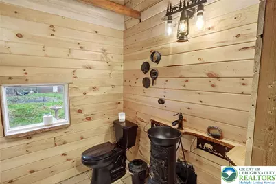 2205 Long Run Road, Franklin Twp, PA 18235 - Photo 12