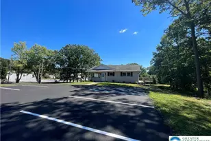 962 Pennsylvania Ave, Plainfield Township, PA 18072 - Photo 1