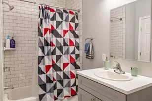 948 N Front St, Allentown City, PA 18102 - Photo 16