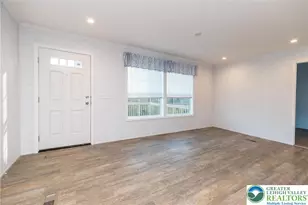 465 Royal Manor Rd, Williams Township, PA 18042 - Photo 8