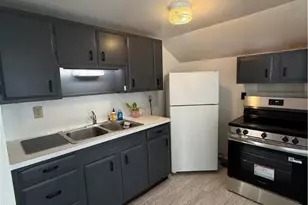 1907 Willow Park Rd, Bethlehem Township, PA 18020 - Photo 4