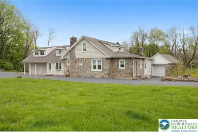 1790 Friedensville Road, Lower Saucon Township, PA 18015 - Photo 4