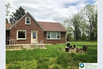 1931 Meadows Road, Lower Saucon Township, PA 18015 - Photo 2