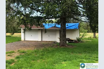 1931 Meadows Road, Lower Saucon Township, PA 18015 - Photo 6