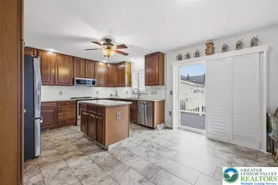 727 Kykuit Place, Forks Twp, PA 18040 - Photo 14