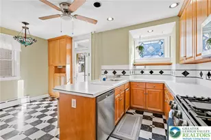 2140 W Gordon St, Allentown City, PA 18104 - Photo 8