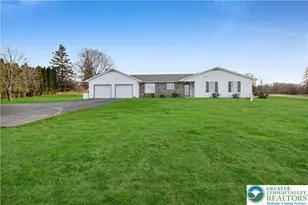 670 Cider Press Rd, Williams Township, PA 18042 - Photo 1