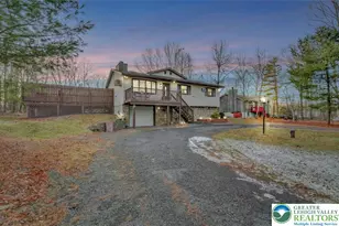 1019 Dancing Ridge Rd, Price Twp, PA 18302 - Photo 2