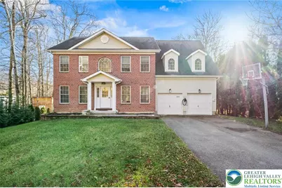 2121 Warwick Circle, Coolbaugh Twp, PA 18466 - Photo 1