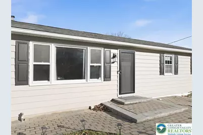 772 Mohawk Trail, Stroud Twp, PA 18360 - Photo 2