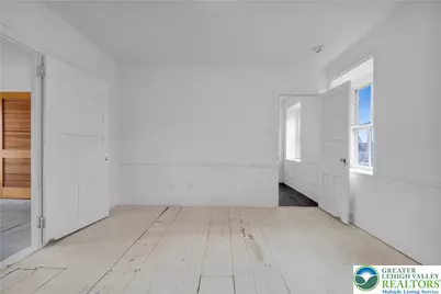 4828 Huckleberry Road, South Whitehall Township, PA 18069 - Photo 20