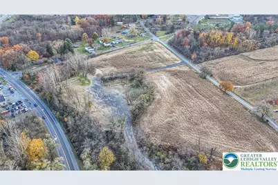4828 Huckleberry Road, South Whitehall Township, PA 18069 - Photo 10