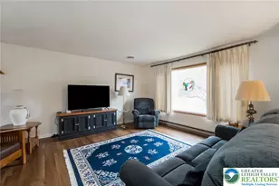 368 Oxford Dr, Bethlehem City, PA 18017 - Photo 10