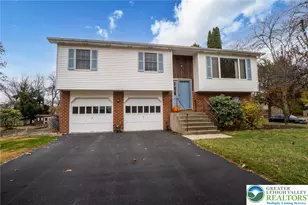 368 Oxford Dr, Bethlehem City, PA 18017 - Photo 4