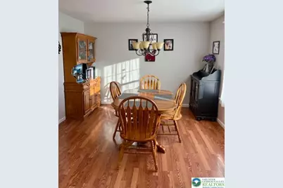 656 Honeysuckle Way, Pennsburg Boro, PA 18073 - Photo 4