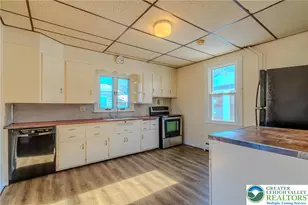 96 E Penn St, Lenhartsville, PA 19534 - Photo 18