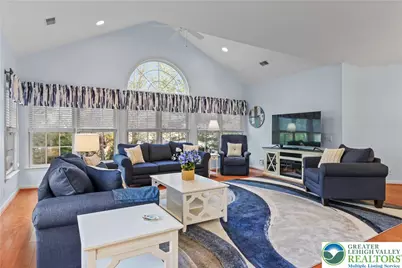 60 Glenmoor Circle N, Palmer Twp, PA 18045 - Photo 18