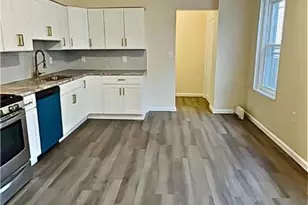 405 N 6th St, Allentown, PA 18102 - Photo 8