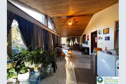 102 Indian Trail, Penn Forrest, PA 18229 - Photo 4